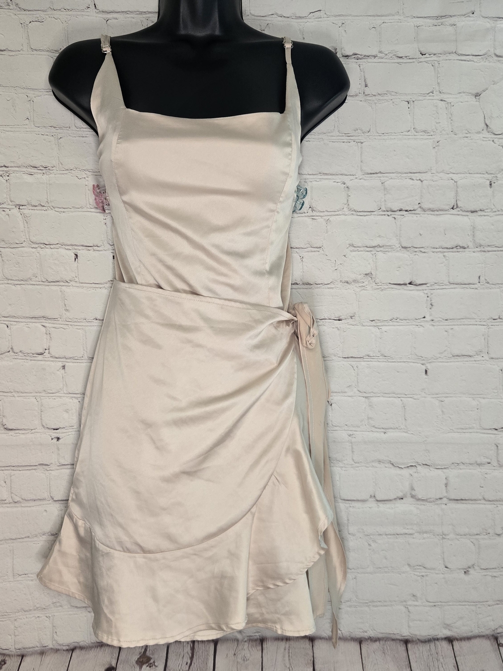 Princess Polly Cottage Hill Mini dress in Champagne Sz 8 Clean Girl Feminine